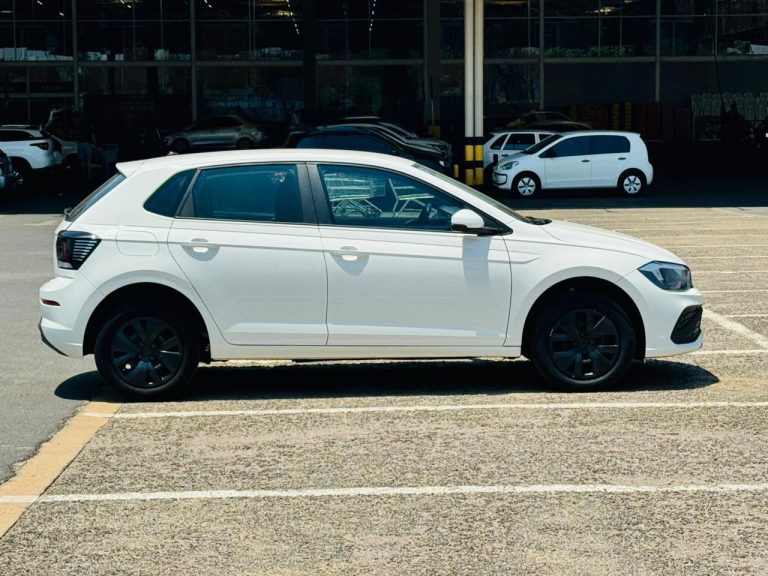 POLO BRANCO 5